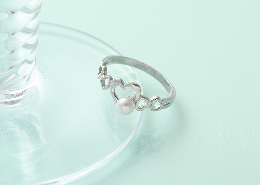 Baby Pearl Heart Ring